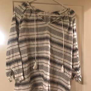 Beachy white and blue striped top